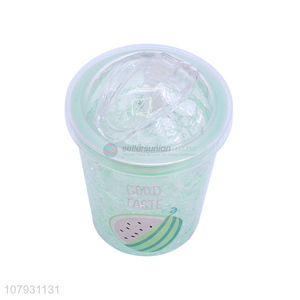 Wholesale plastic cooling tumbler with straw pressing type straw drinking cups