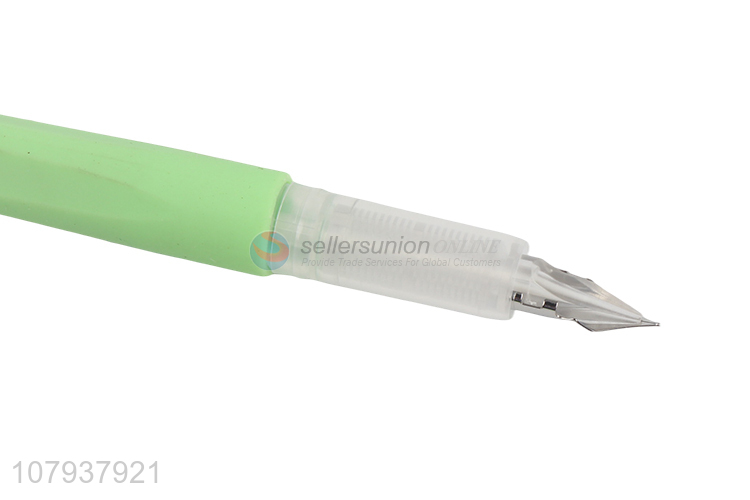 New arrival green signature fountain pen writing pen with ink sac