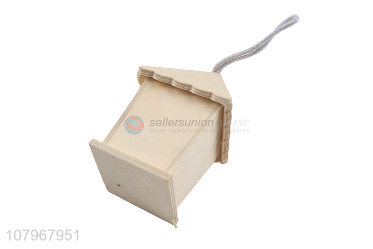 Hot selling wooden hut creative home accessories mini birdhouse