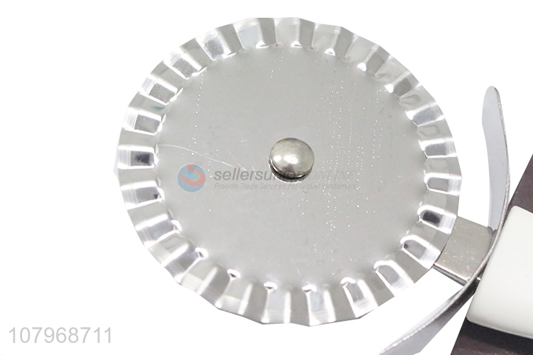Top Quality Stainless Steel Wavy Edge Pizza Cutter Wheel