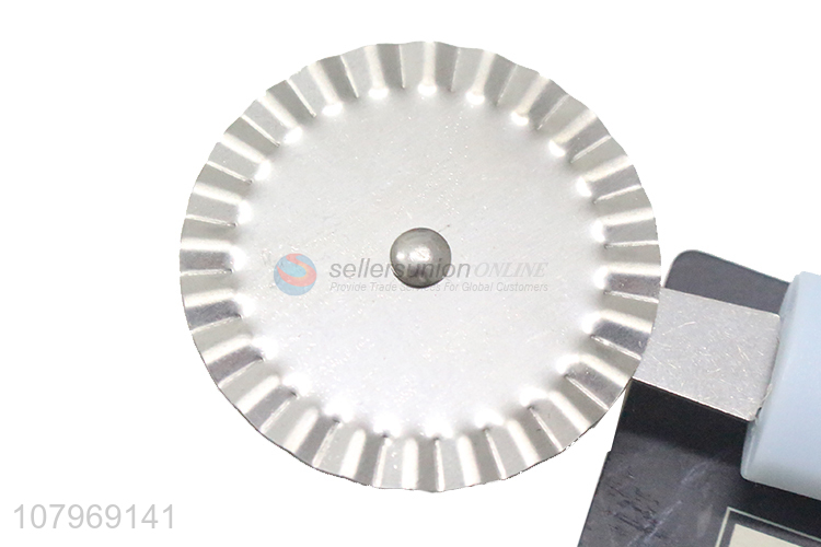 New Style Stainless Steel Wavy Edge Pizza Cutter Wheel Pizza Slicer
