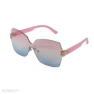 Factory Price Colorful Eyewear Cool Sunglasses With Good Quality