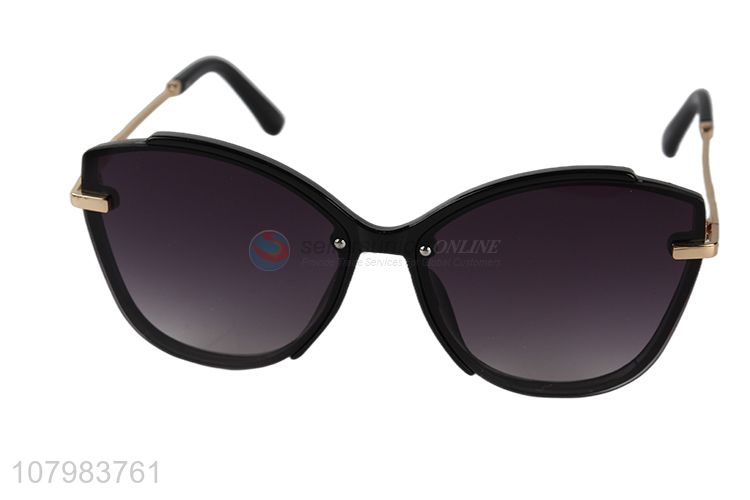 Good Quality Fashion Atmospheric Sunglass Outdoor Shades Eyeglasses Wholesale