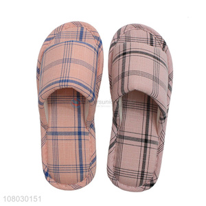 Wholesale multicolor polyester slippers household slippers for ladies