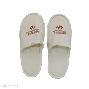 China factory custom logo non-slip disposable indoor slippers hotel slippers