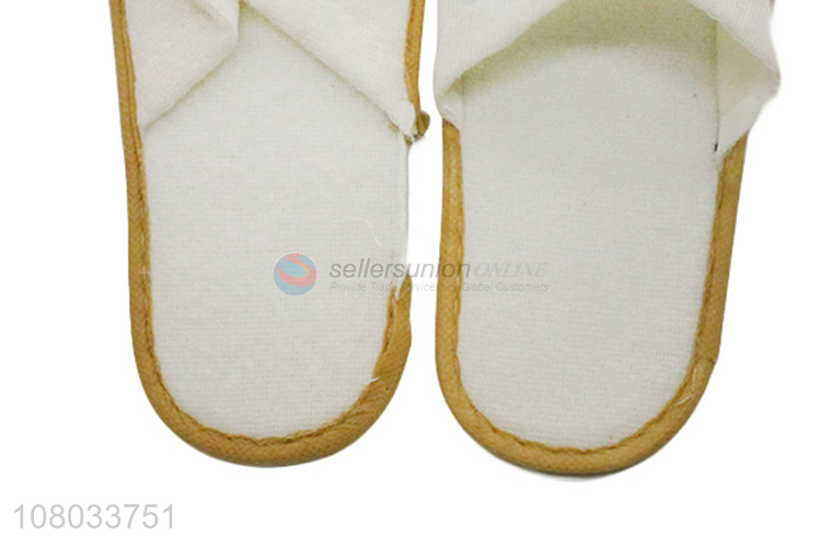 Online wholesale custom logo universale size disposable slipper for hotel