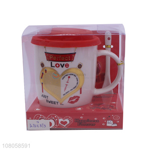 Wholesale Fashion Ceramic Cup With Lid And Spoon