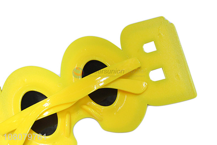 Unique design yellow cute decoration glasses for party