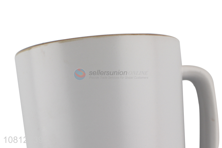 Hot selling simple porcelain drinking cup ceramic mugs