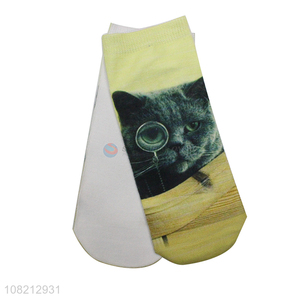 Factory direct sale polyester cotton animal printed casual socks