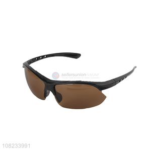 Yiwu supplier universal fashion sunglasses dust glasses