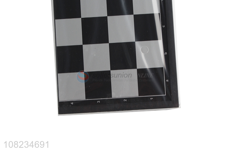 Hot selling magnetic chess set international chess games