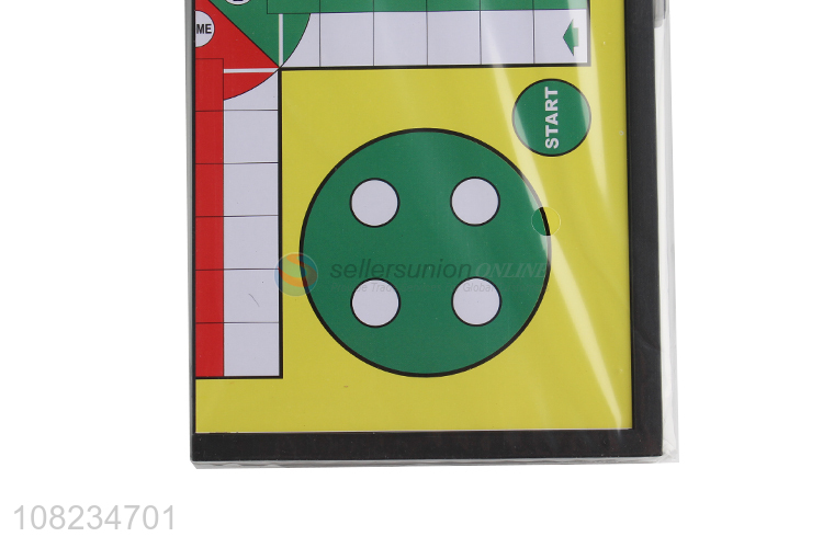 Factory wholesale children flying chess games ludo games