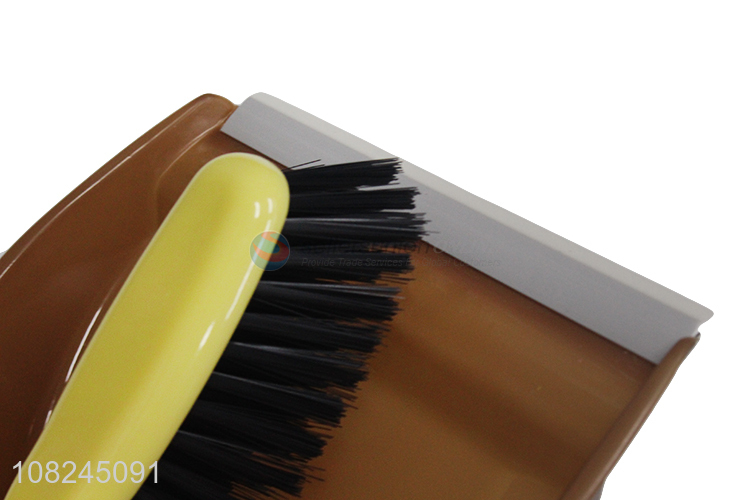 China supplier creative plastic dustpans brooms set