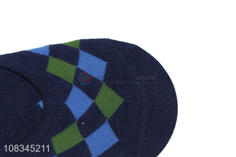 Yiwu wholesale simple boat socks men causal socks