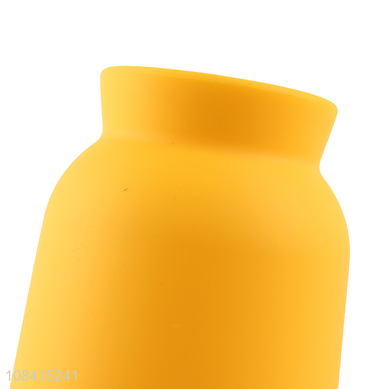 Hot selling yellow silicone beer mug wine cups