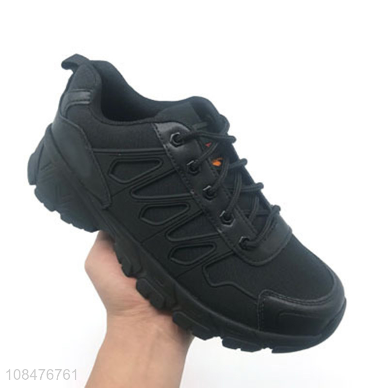 Factory price breathable outdoor hiking boots training shoes for sale