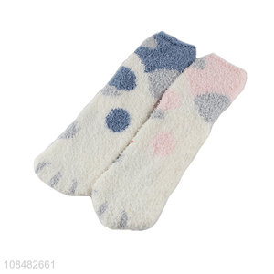 Hot selling cat paw printed coral fleece crew socks for women girls