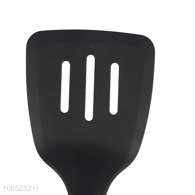 China factory kitchen utensils nylon slotted spatula for sale