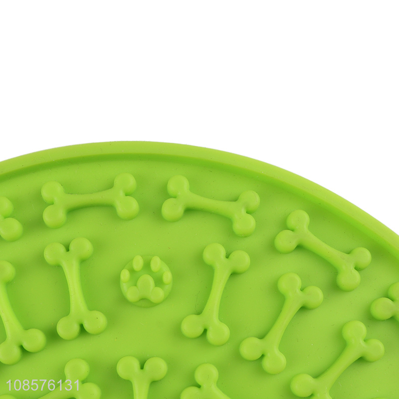 High quality round green pets supplies pet lick mat pad