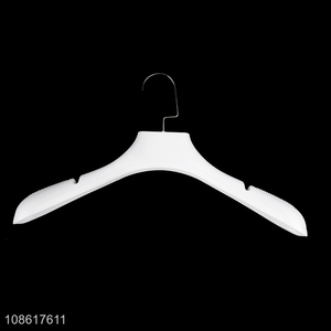 Wholesale extra wide plastic clothes hanger shirt hanger jacket hanger