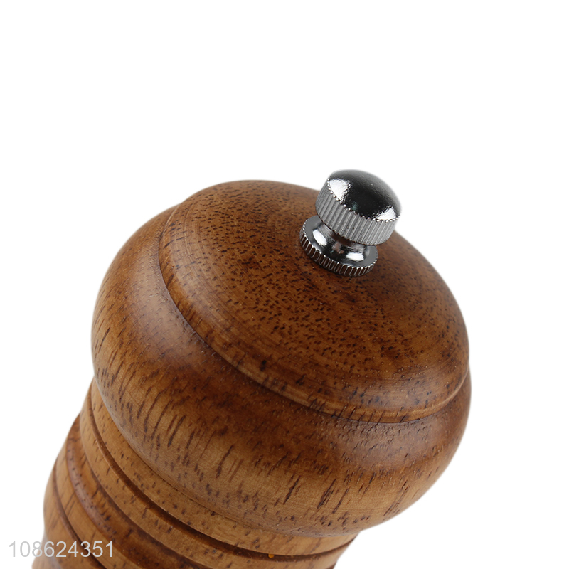 Hot selling wooden pepper and salt grinder spice shaker