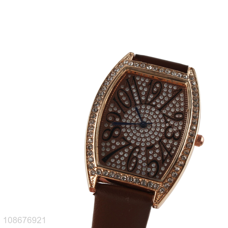 Wholesale luxury wristwatch pu leather strap quartz watch for women