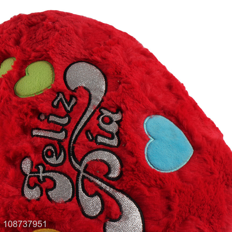Hot Selling Embroidered Valentine's Day Gift Soft Plush Heart Pillow