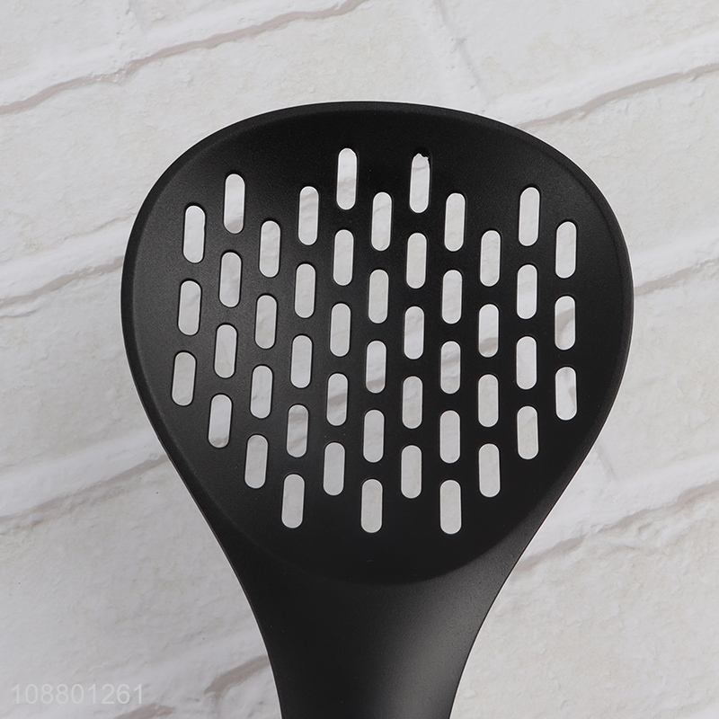 Top quality kitchen utensils pp strainer for sale