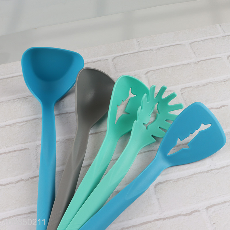 Low price home restaurant durable pp kitchen utensils set