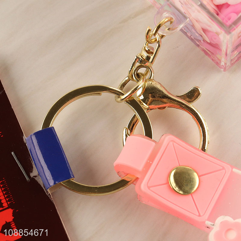 New product cute acrylic key chain handbag pendant wholesale