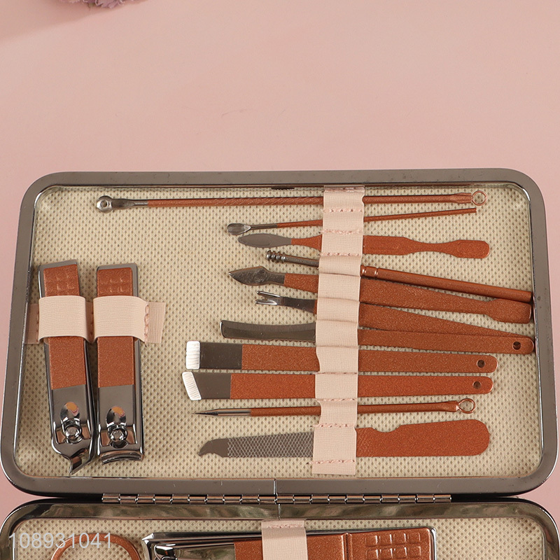 Factory Supply18PCS Carbon Steel Manicure Pedicure Kit for Women