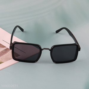 High Quality Trendy Square Sunglasses Plastic Frame Sunglasses for Men Women