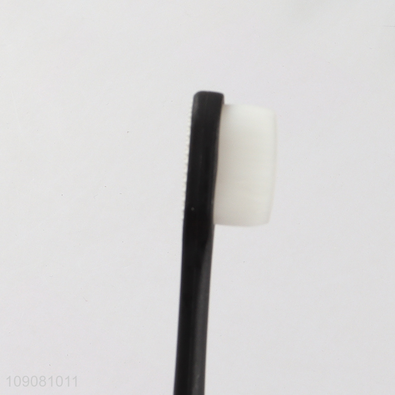 New Arrival Soft Adults Manual Toothbrush with Non-Slip Handle