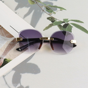 Yiwu market purple summer outdoor fashion <em>sunglasses</em>