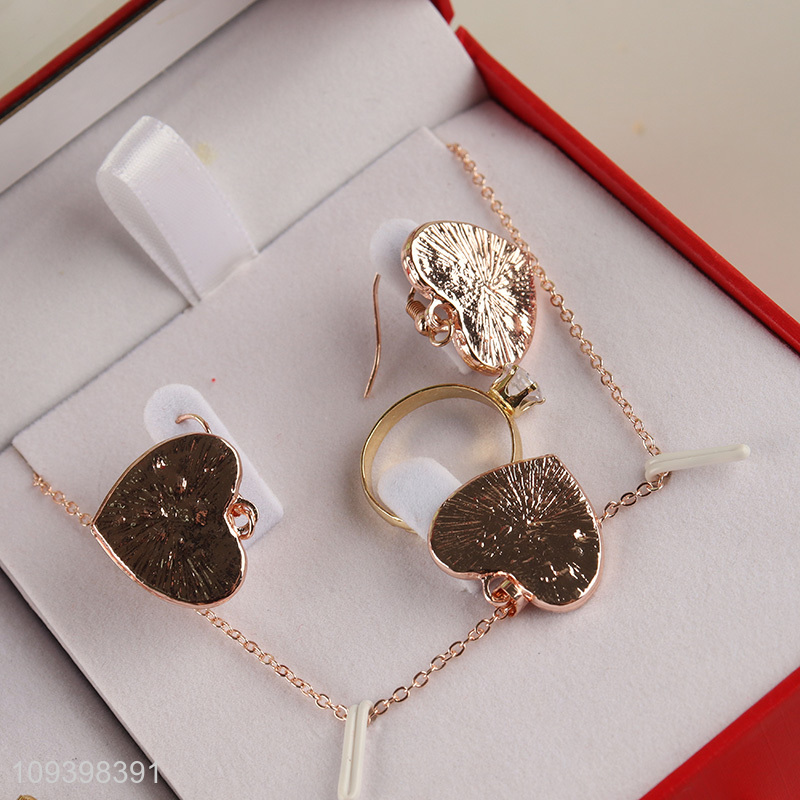 New arrival  4pcs women gifts set watch jewelry set